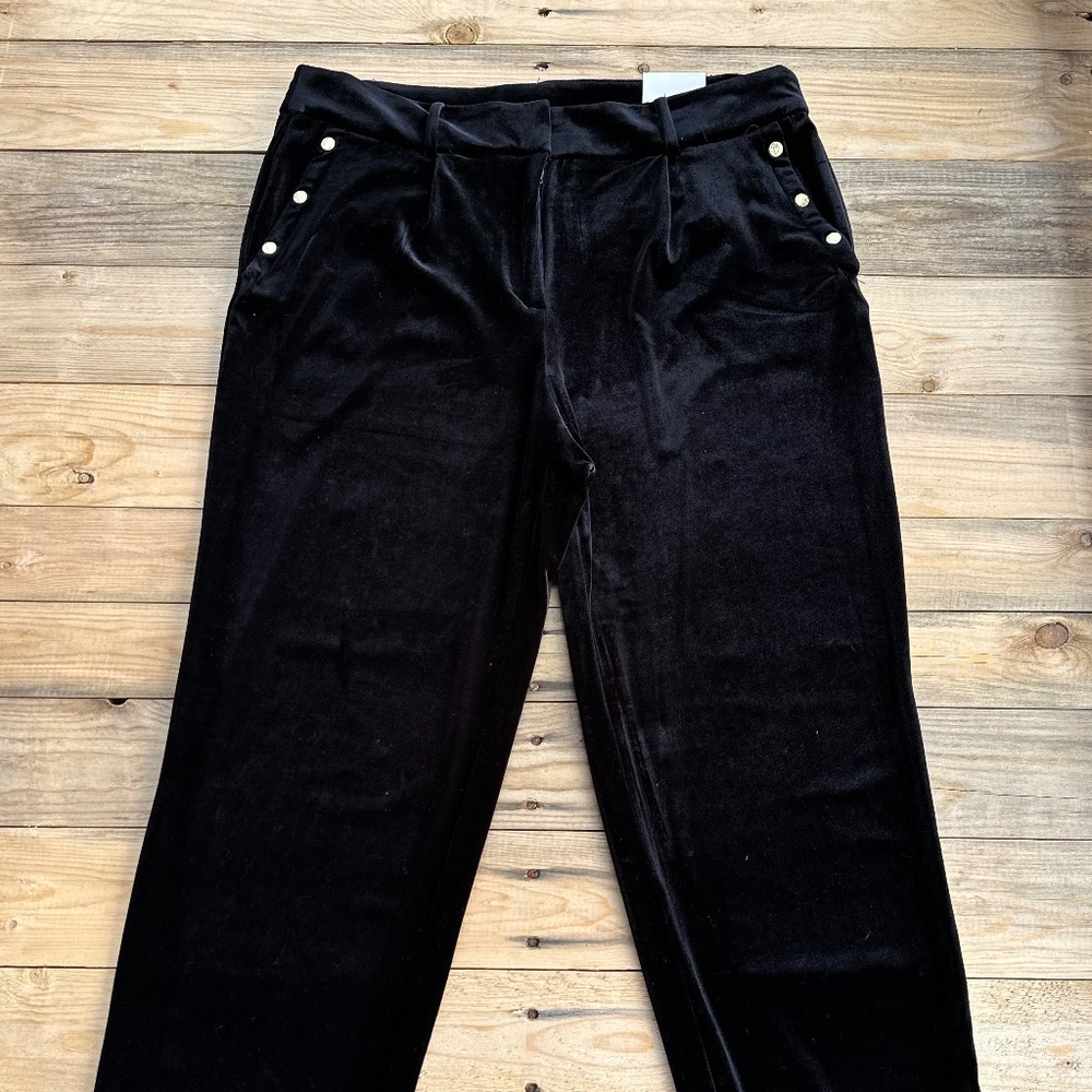 Anne Klein black velvet Pants Size 8